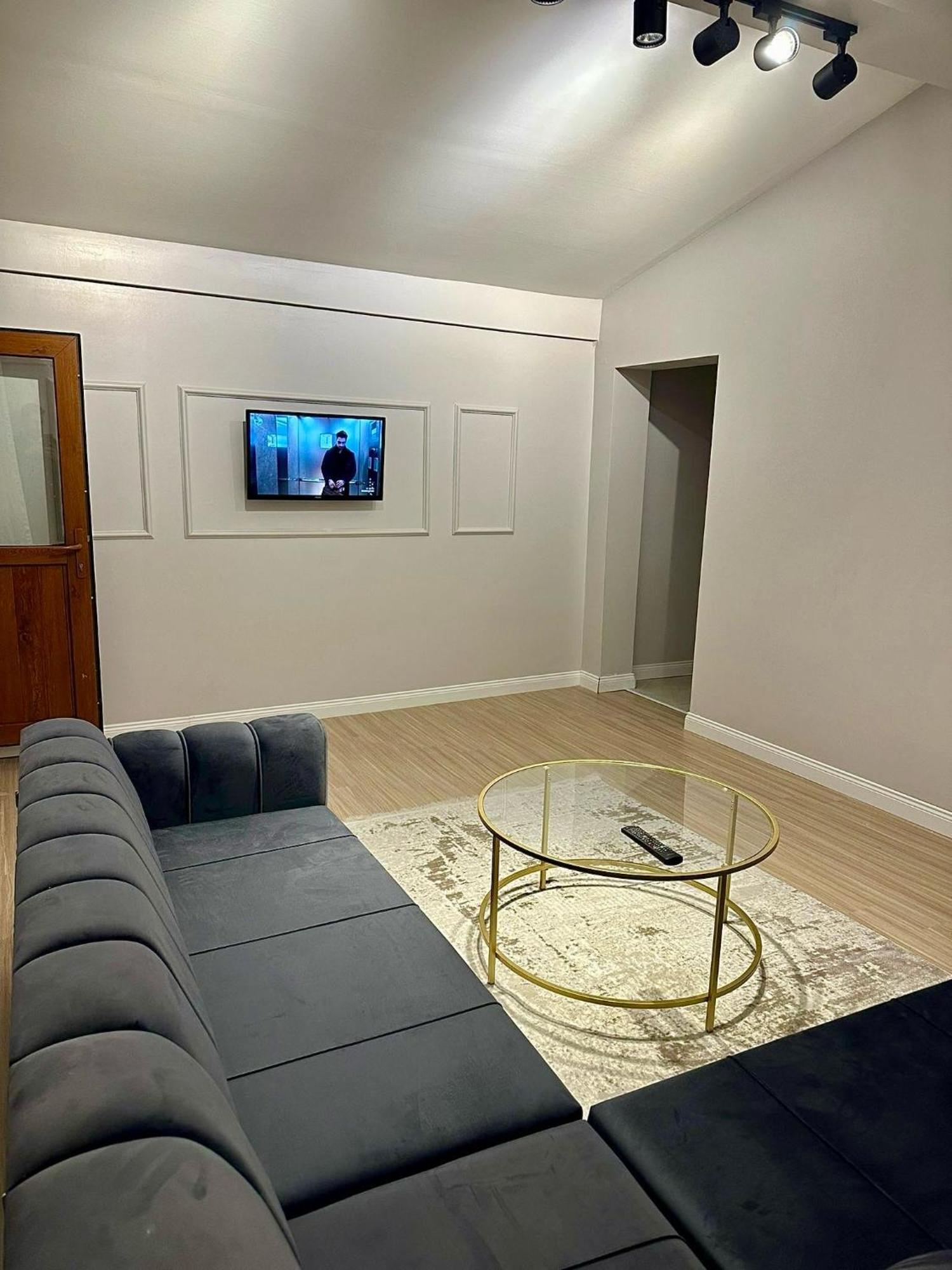 Tiny 1 Hotel Istanbul Bagian luar foto