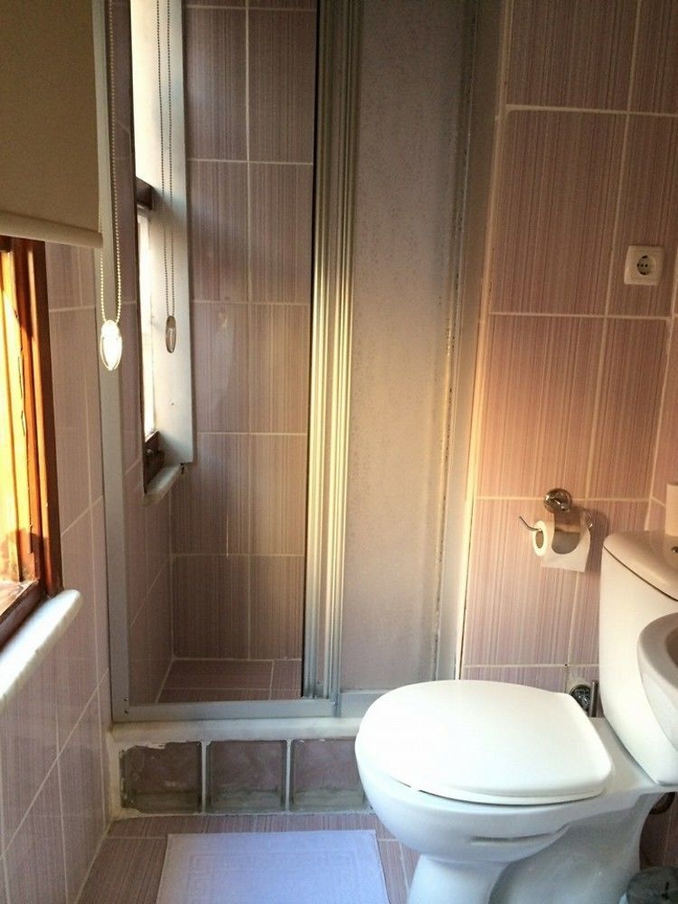 Tiny 1 Hotel Istanbul Bagian luar foto